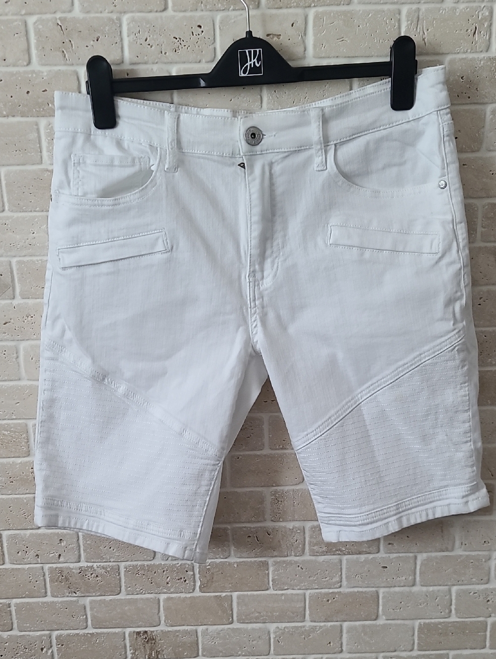 Men's GUESS White Jeans Summer Shorts (Sz 34)